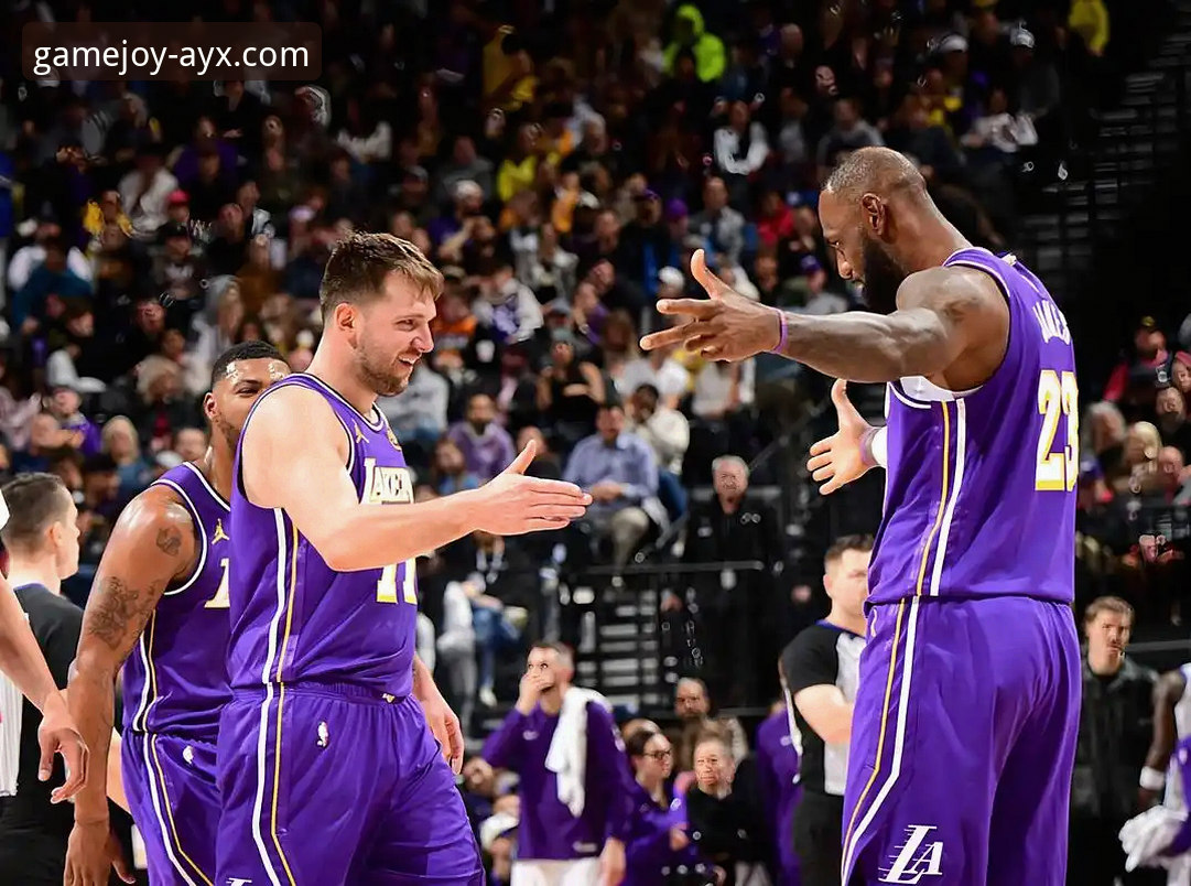 东契奇43分引领湖人进攻狂潮，数据分析湖人客场取胜关键